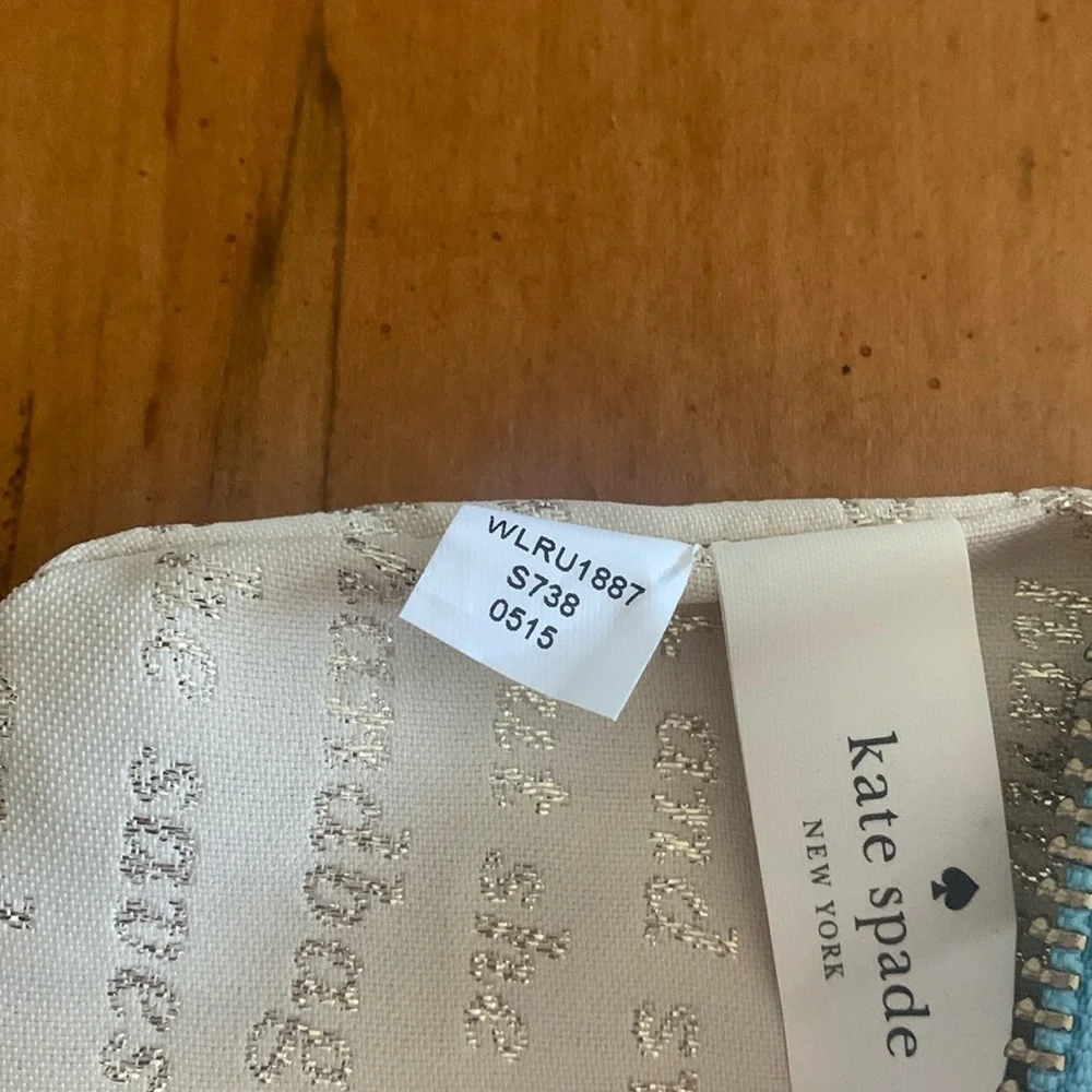 Kate Spade NY Patent Leather Blue Green Seafoam Wristlet Zip Pouch Wallet EUC